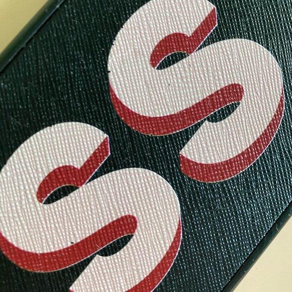 iPhone 10 Max Phone Case - Picture 3 of 3